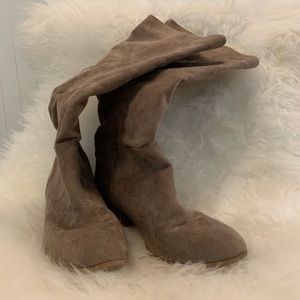 suede knee high boots- perfect for fall!